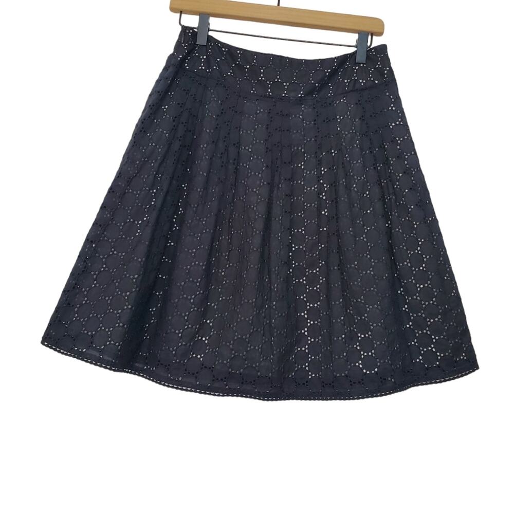 Ann Taylor Petites Eyelet Pattern A-Line Skater Mid Waist Mini Skirt Sz 4P 4
